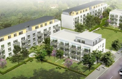 数据分析师在大屏幕前查看 h 生成的可视化报表，青绿色数据图表清晰直观